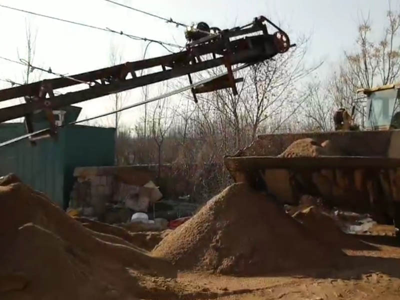 山東皮帶輸送機廠家 山東皮帶輸送機廠家